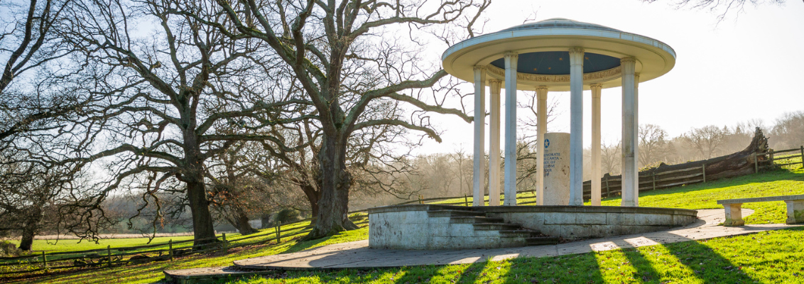 Magna carousel 1132 x 400 px